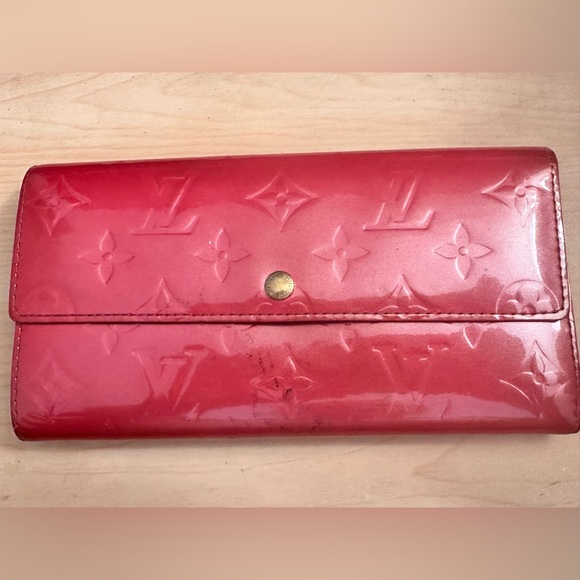 Louis Vuitton Vernis Wallet